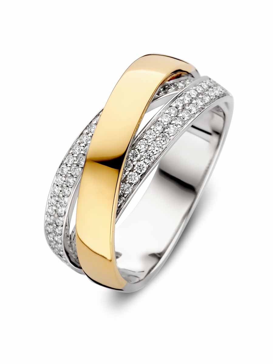 Bicolor crossover met diamant 0,37crt. Bicolor crossover met diamant 0,37crt.