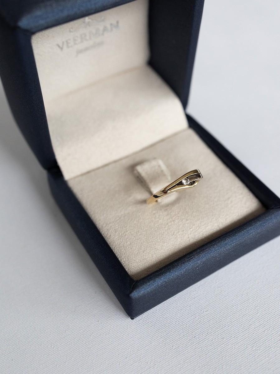 Vintage bicolor ring met 1 zirkonia
