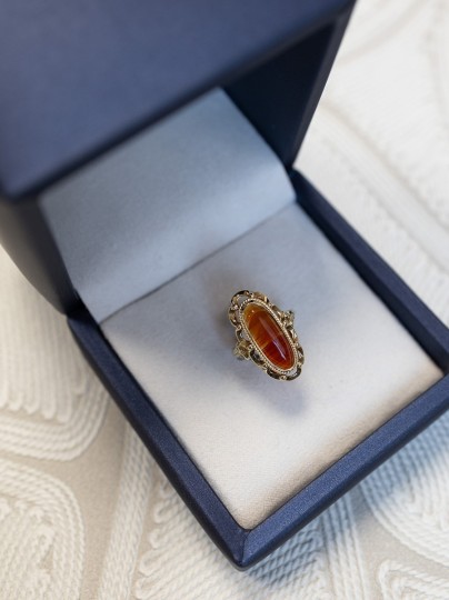 Vintage ring geelgoud met agaat ovaal
