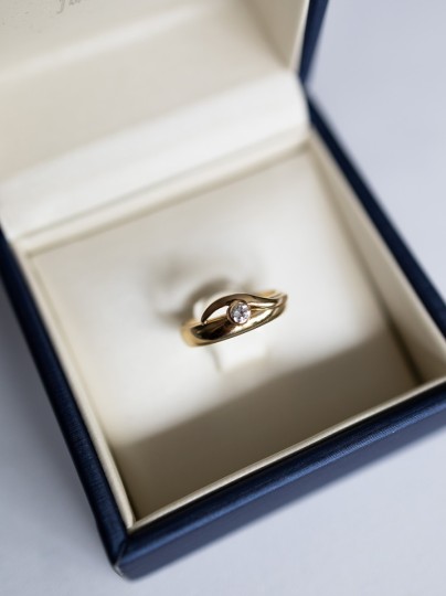 Vintage ring geelgoud met zirkonia