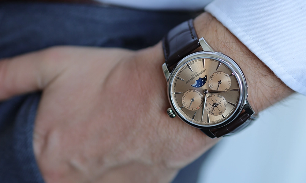 Bekijk het Manufacture Classic Perpetual Calendar horloge